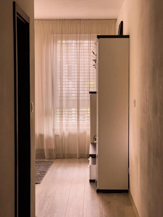 Elegant Escape Apartment I - City Centre ブラチスラヴァ エクステリア 写真